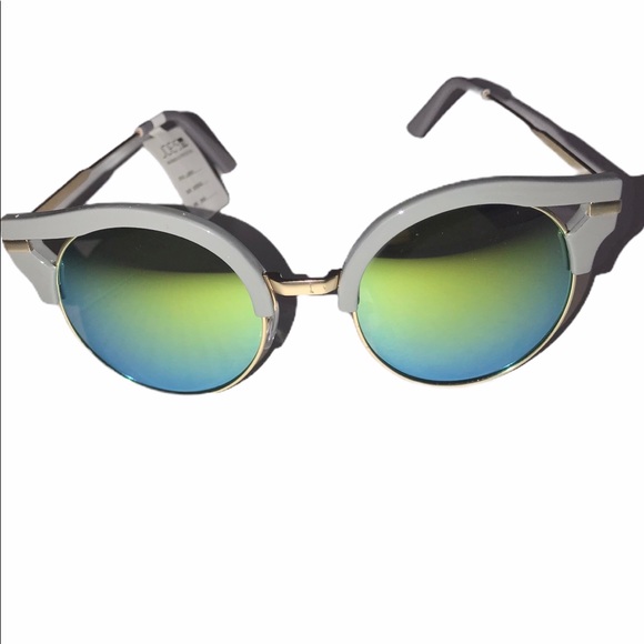 Joe’s Jeans Sunglasses Satin Gold - Picture 3 of 3